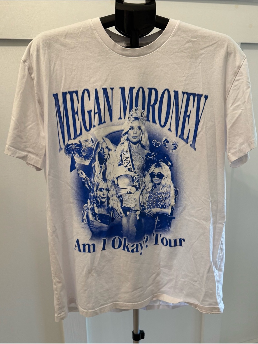 Megan Moroney Am I Okay Tour Tee - White/ Blue graphic XL Concert Collection